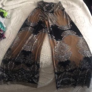 EUC women’s wide leg boho maxi pants